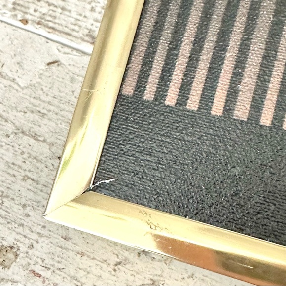 Vintage Airbrush Art Floral Vase Painting Gold Frame Carnation Flower Wall Hang - Picture 5 of 10